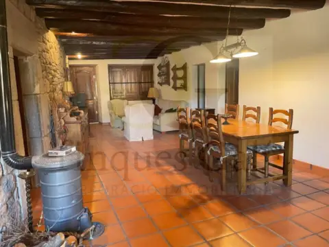 Casa rústica en Rajadell