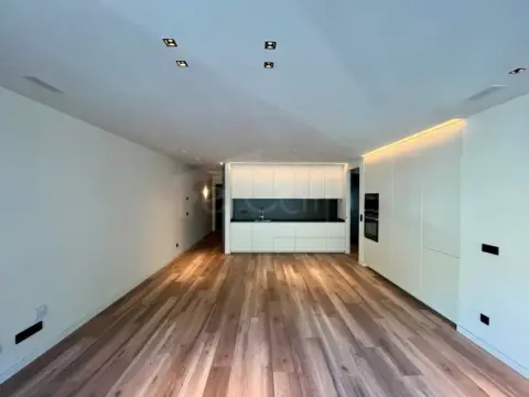 Pis de 3 habitacions en venda a Centro, Andorra la Vella · 54 de 60