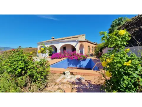 Chalet en Área de Triana-Cabrillas-Trapiche