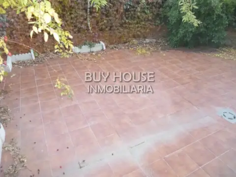 Chalet en Zona de la Estación-Cruz Roja