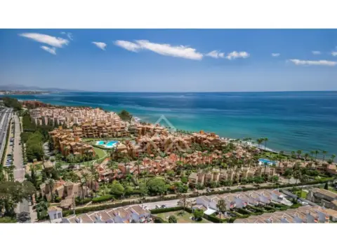 Casa adosada en calle del Gavilán, 4