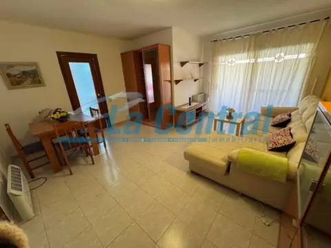 Piso en Carrer de l'Ampolla, 2