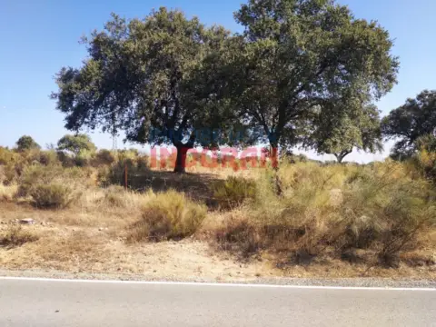 Finca rústica en Valdehúncar