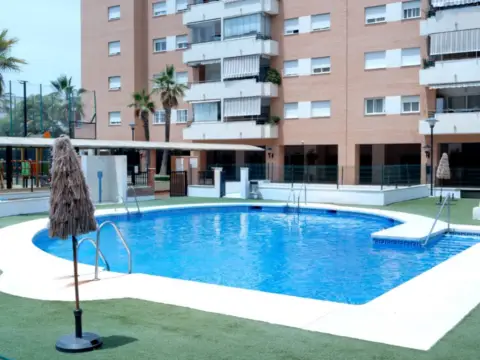 Piso en Avenida de Imperio Argentina, 12