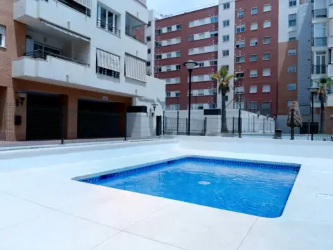 Piso en Avenida de Imperio Argentina, 12