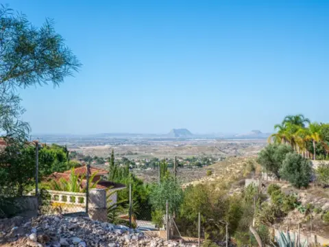 Casa en calle Carrasqueta, 67