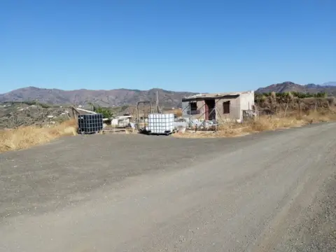 Finca rústica en Almáchar