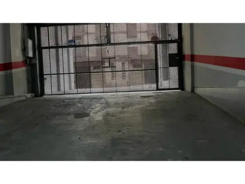 Garaje en Ctra. de VIC-Remei