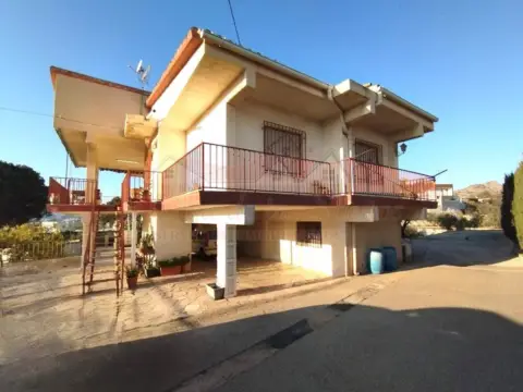 Chalet en Petrer