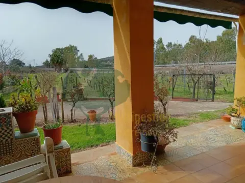 Chalet en Alcuéscar