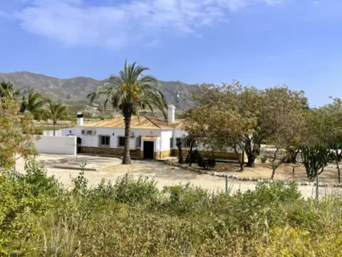 Casa en Burjulú