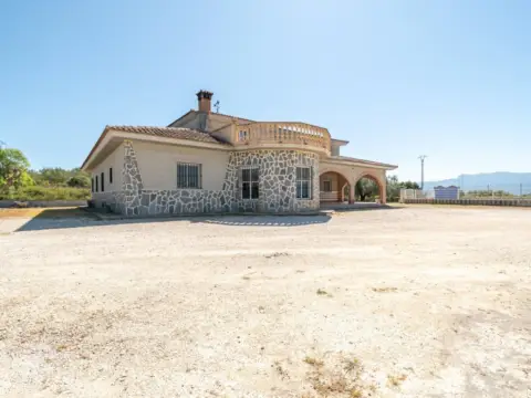 Chalet en Llutxent