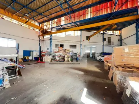 Nave industrial en Albuixarres