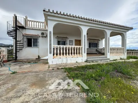 Casa en Chilches