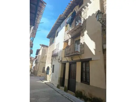 Casa en Rubielos de Mora