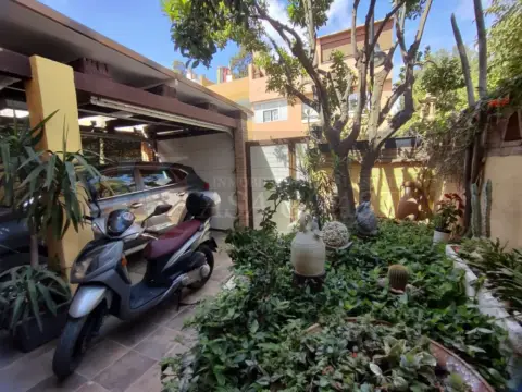 Casa pareada en Las Lagunas