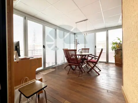 Ático en Universidad-Los Lirios