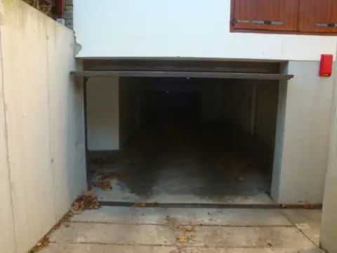 Garaje en calle La Closeta 1. Sesué, nº 21