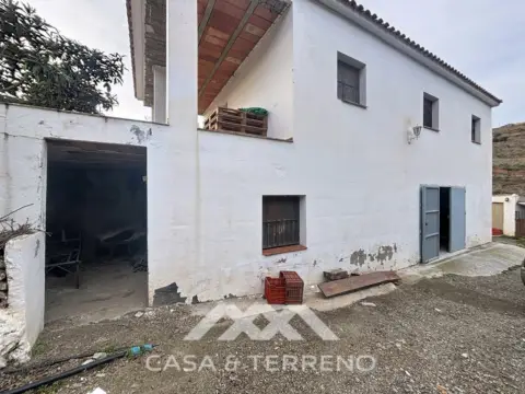 Finca rústica en Área de Triana-Cabrillas-Trapiche