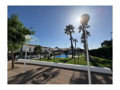 Casa adosada en Isla Cristina