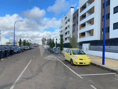 Piso en Avenida de Elvas-Campus