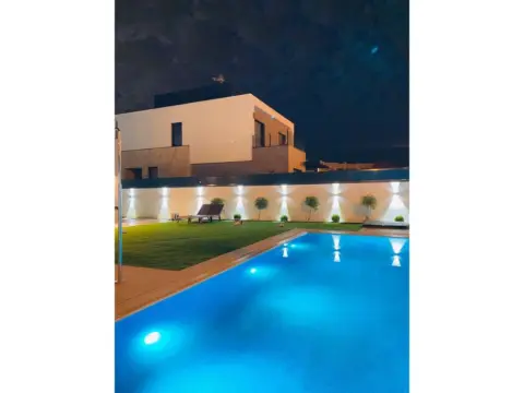 Casa en calle de Cataluña, 2