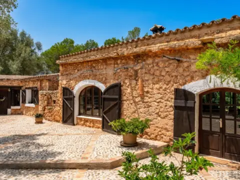 Casa rústica en Biniali