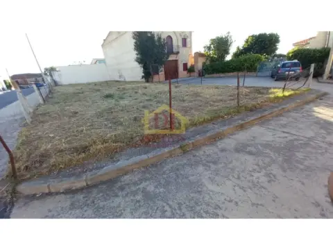 Terreno en Castellanos de Villiquera