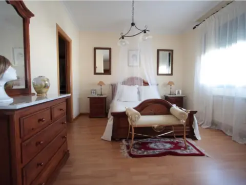 Casa pareada en Argamasilla de Calatrava