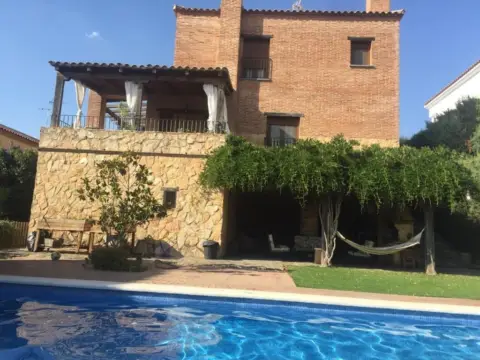 Chalet en Las Vaguadas-Carretera de Valverde