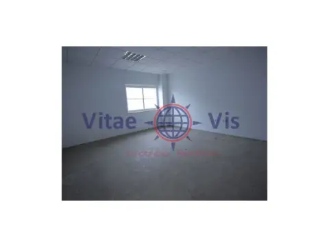 Nave industrial en Avenida Industrial Torrecilla 3