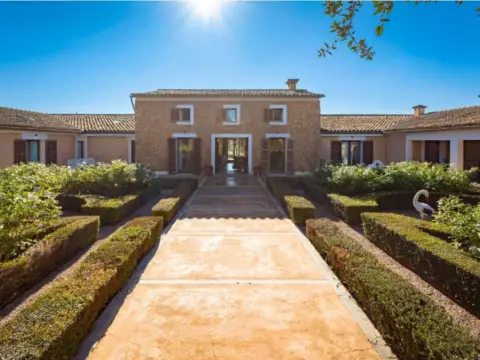 Casa rústica en Búger