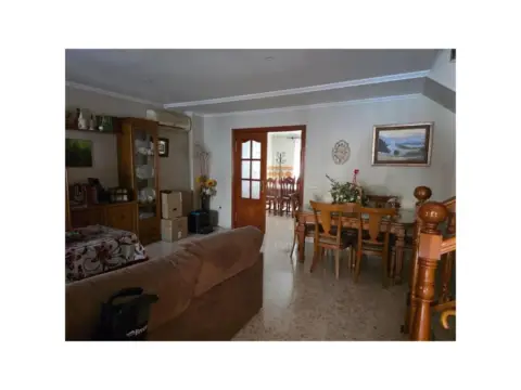 Casa adosada en Vista Azul-Consolación