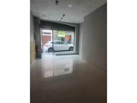 Local comercial en Centro Ciudad - El Carmen