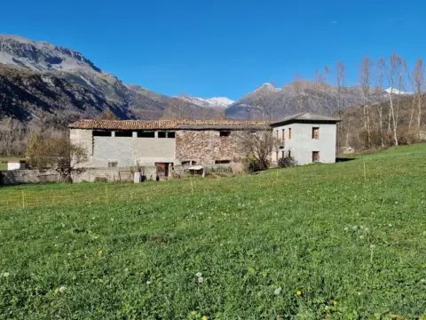 Finca rústica en Castejón de Sos