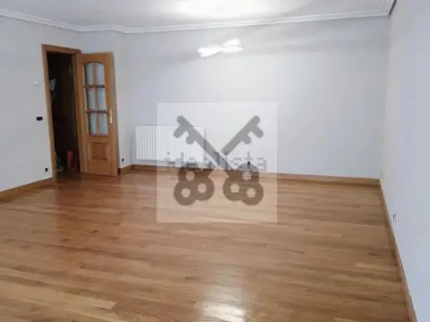 Apartamento en Praza Independencia