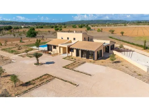 Casa rústica en Santa Maria del Camí