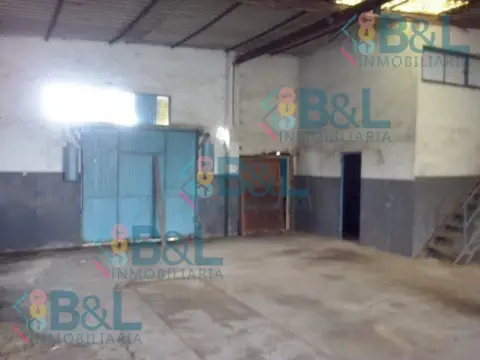 Nave industrial en La Orden
