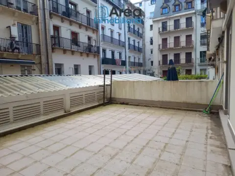 Piso en Parte Vieja-Alde Zaharra