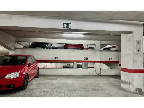 Garaje en calle de Almagro, 10