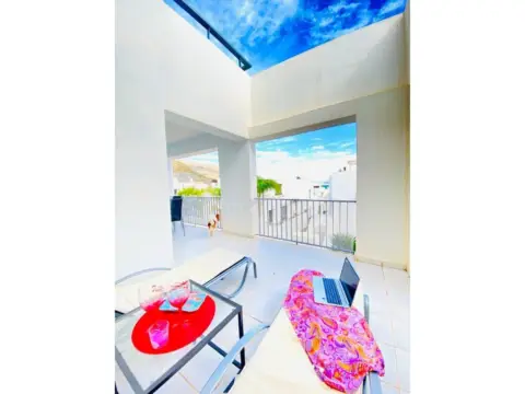 Apartamento en calle C. Califato, 5, nº 5
