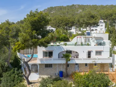 Casa en Cala Llonga