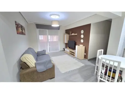 Piso en calle calle Corregimiento 7 Merindade, nº 5