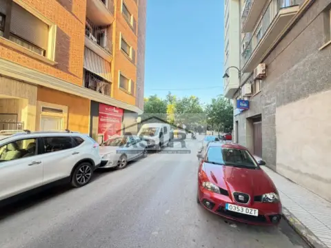 Garaje en Parc de l'Alquenència