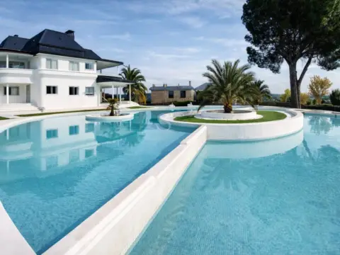 Casa en calle de la Cetrería