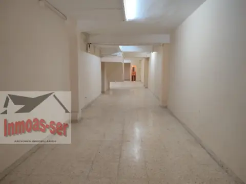Local comercial en El Clot