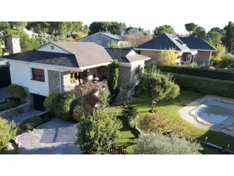 Chalet en Valdemorillo