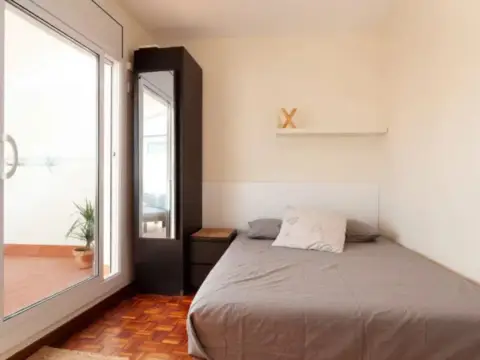 Piso en Carrer de Calàbria, 10