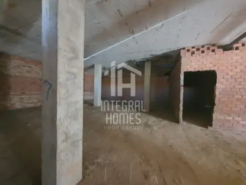 Local comercial en Corrales