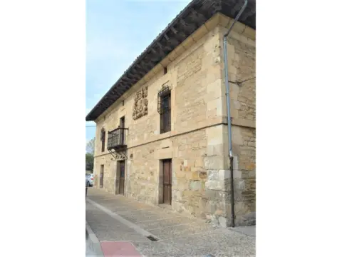 Casa en calle de Santa Marina, 16